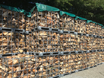 Loose load Air dried firewood