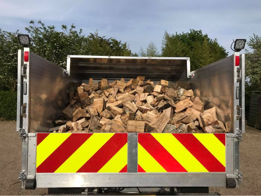 2.5m³ loose load Air Dried Firewood